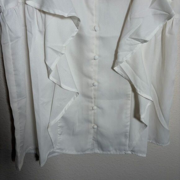 Davi & Dani Blouse Women's Small Ivory Button Up Ruffle Short Sleeve Top NWT - Picture 4 of 8